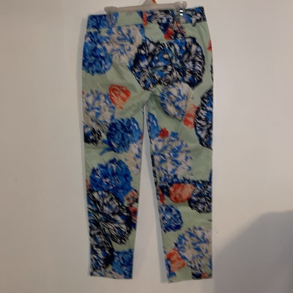 🌹J CREW FLORAL STRETCH PANTS - Picture 3 of 3